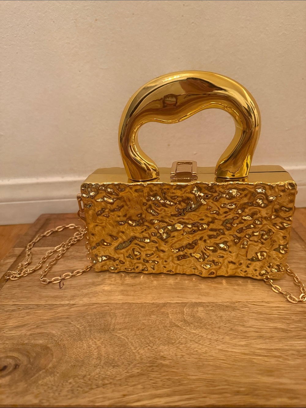 Gold Metallic Sculpted Handle Women's Evening Bag